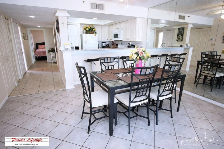 Beach Cottage 2204