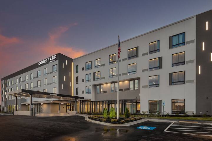 Hotel 2 of 29