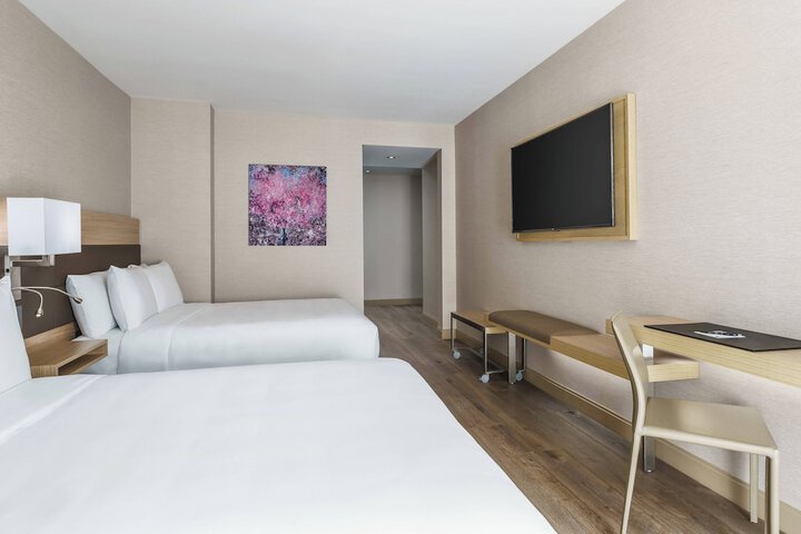 Room 16 of 51