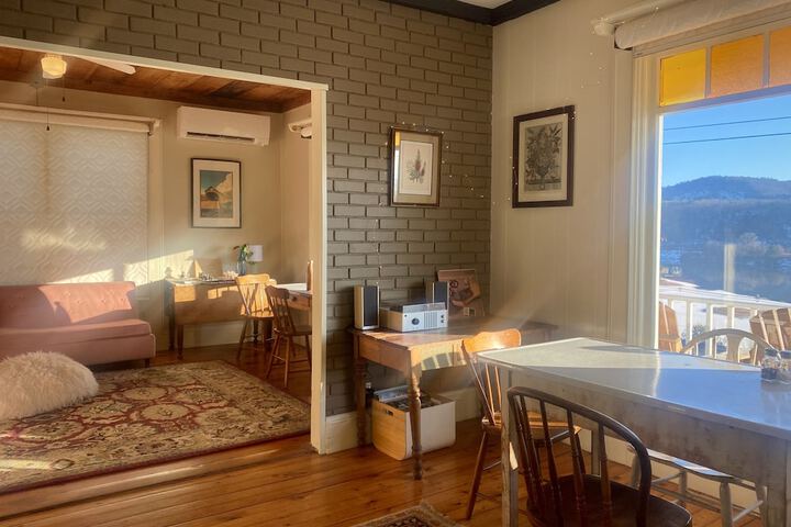 Harvest Barn Inn
