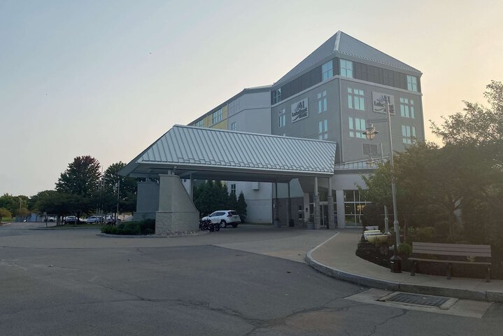 Hotel 4 of 48
