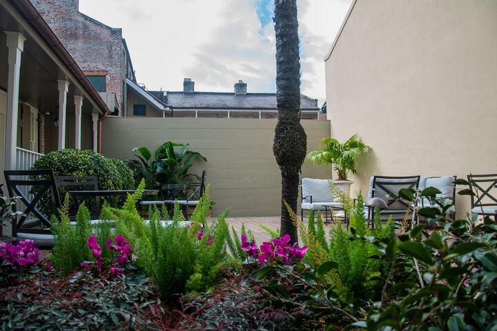 Hotel Exterior 39 of 45
