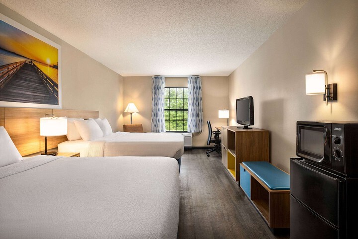 Days Inn by Wyndham Shallotte