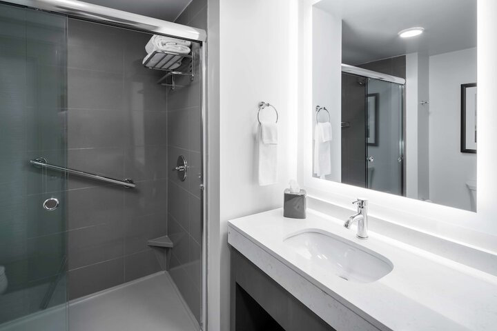 Hyatt House Tempe / Phoenix/University