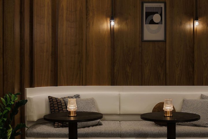 Hotel Interior 7 of 57