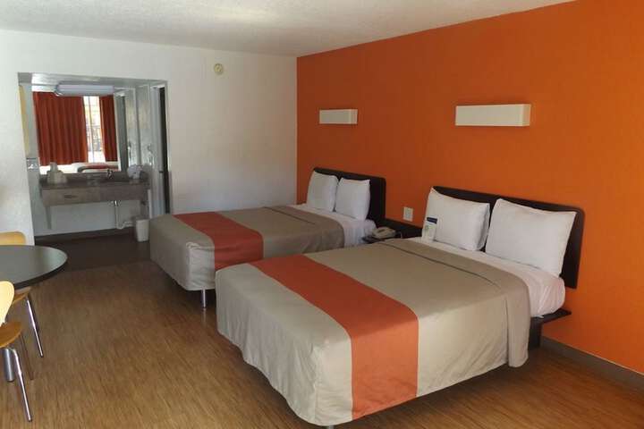 FairBridge Inn Express North Lima