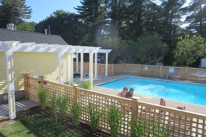 Pool 11 of 82