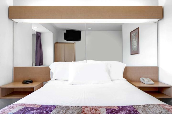 Room 7 of 21