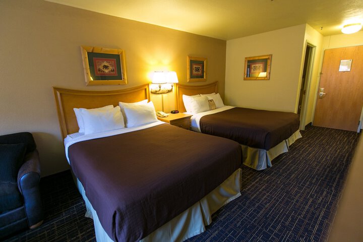 Room 22 of 38
