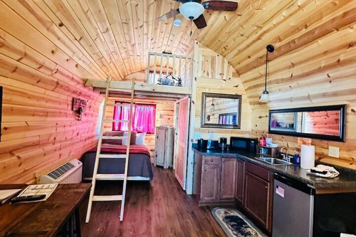Country Cabins Hotel