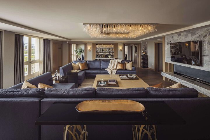 LErmitage Beverly Hills
