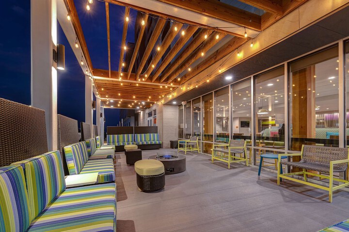 Terrace/Patio 39 of 40