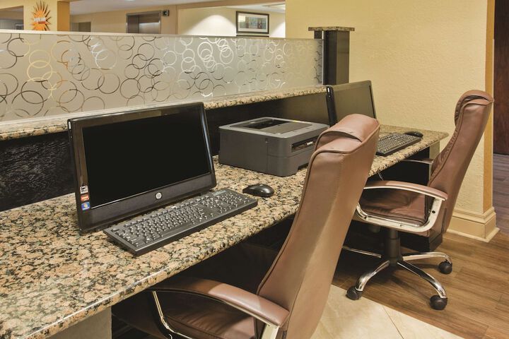 Business Center 55 of 55