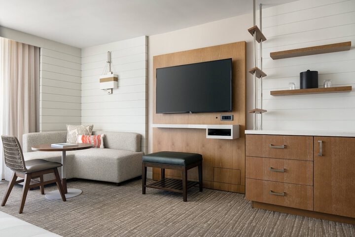 Waikiki Beach Marriott Resort & Spa