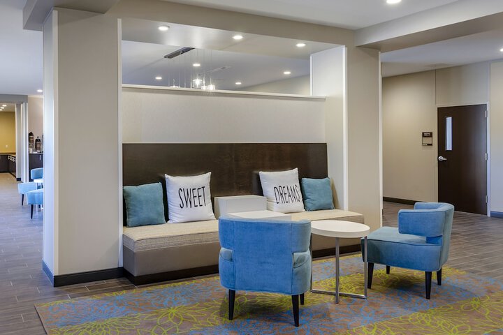 Hotel Interior 6 of 33