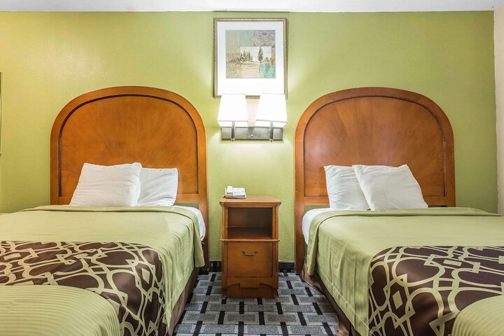 Room 20 of 27