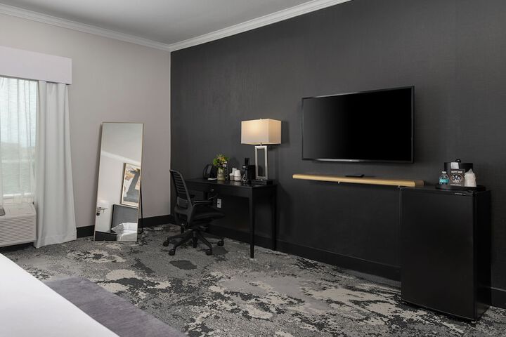 Room 51 of 91
