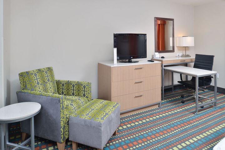 Room 18 of 60