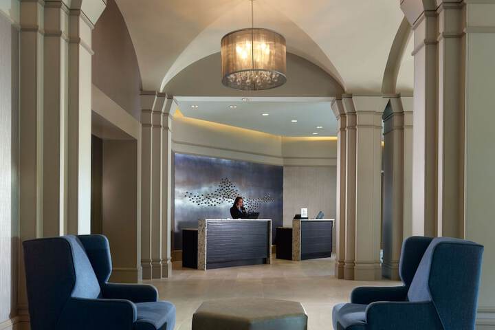Hotel Interior 8 of 38