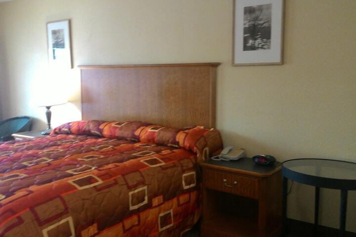 Room 5 of 21