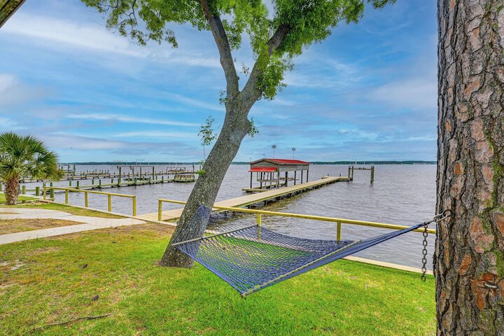 Pamlico River House w / Private Dock & River View!