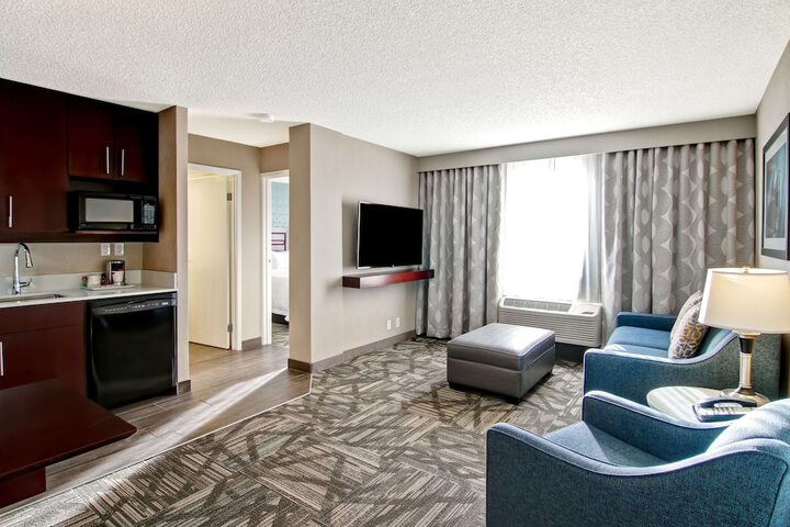 Room 36 of 46
