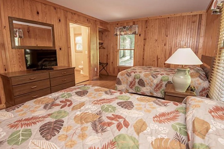 Room 32 of 108