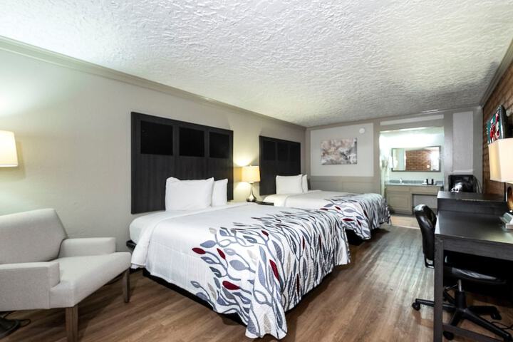 Room 15 of 29