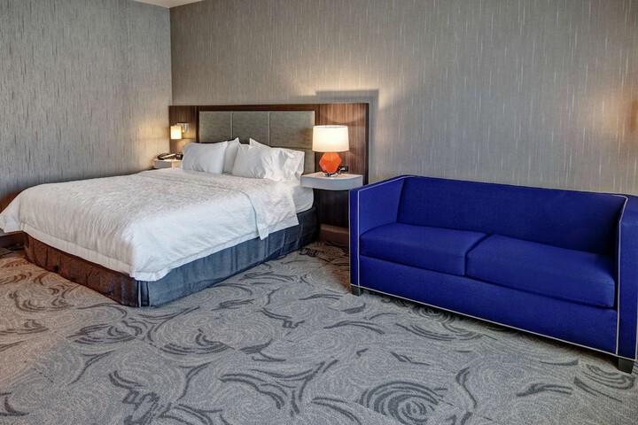 Room 15 of 32