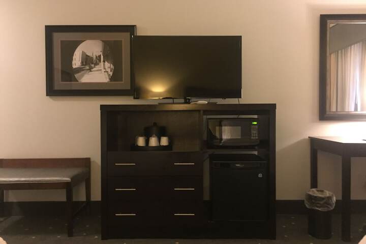 Room 52 of 118