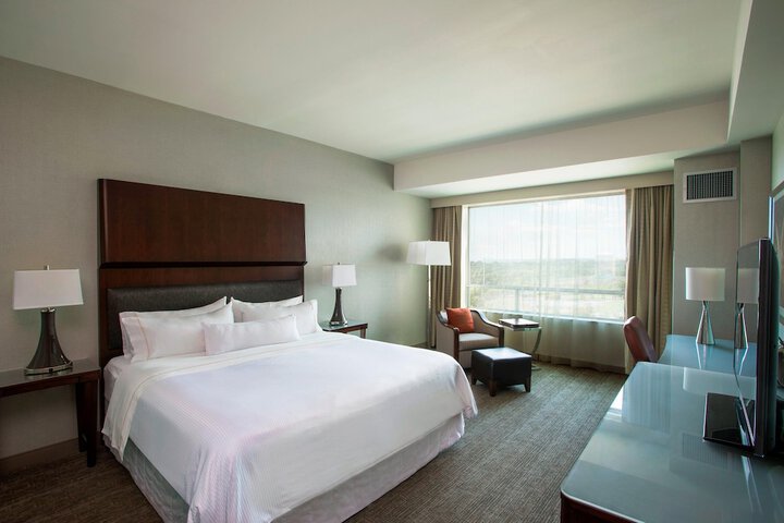 Room 19 of 46