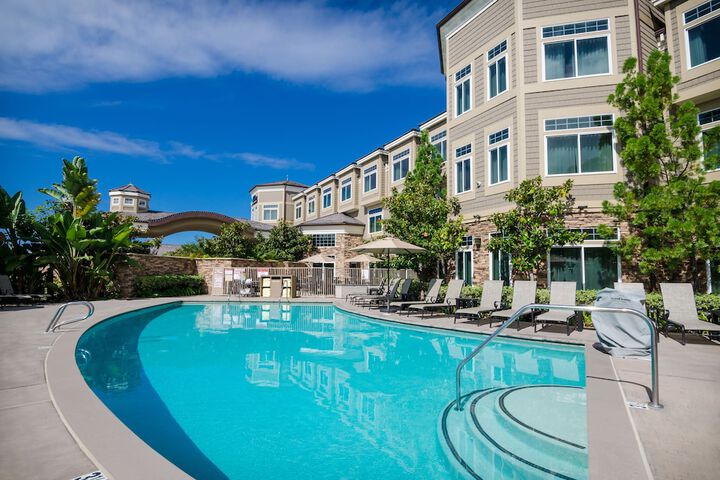 Pool 4 of 30