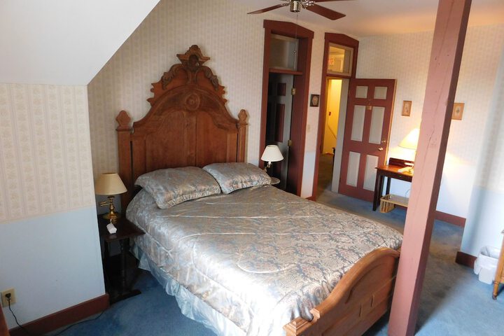 Room 15 of 25