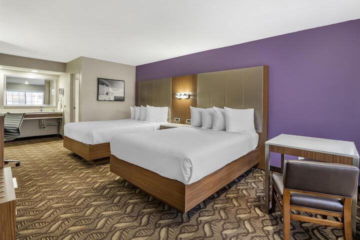 Best Western Airport Plaza Hotel – LAX  Airport LA Stadium