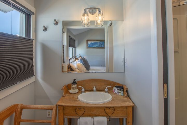 Room 45 of 64