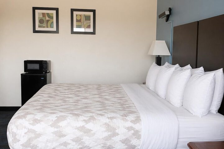 Americas Best Value Inn & Suites Phenix City