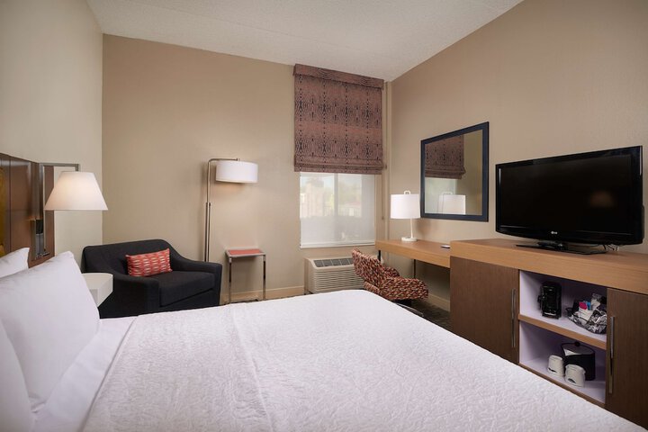 Room 8 of 29