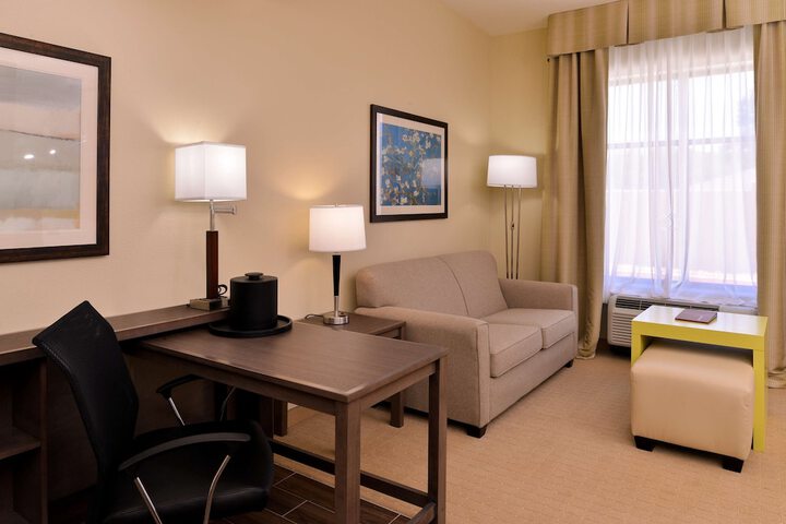 Room 44 of 80