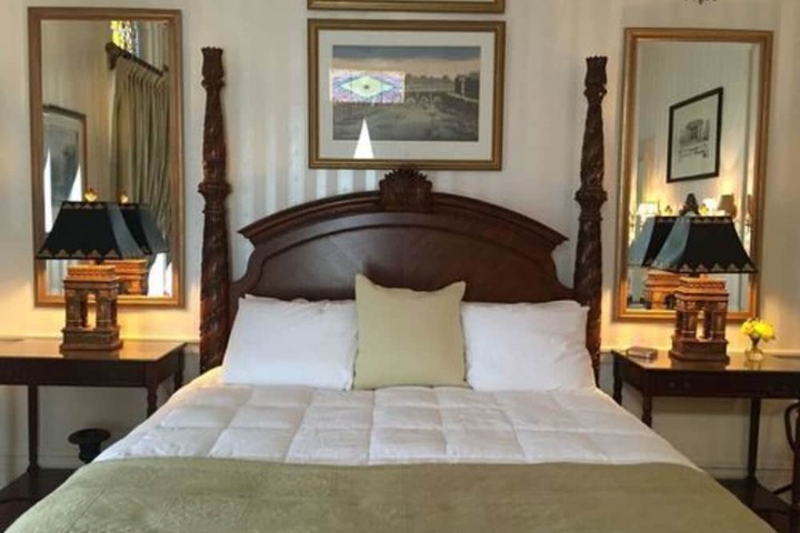 Room 28 of 37