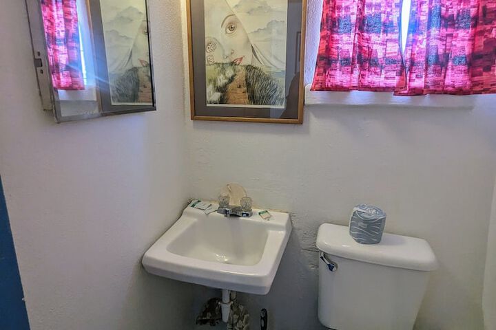 Room 244 of 286