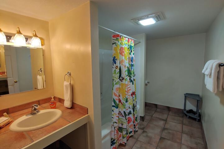 Room 25 of 71