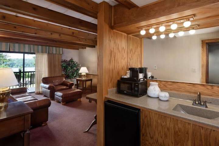Room 7 of 47
