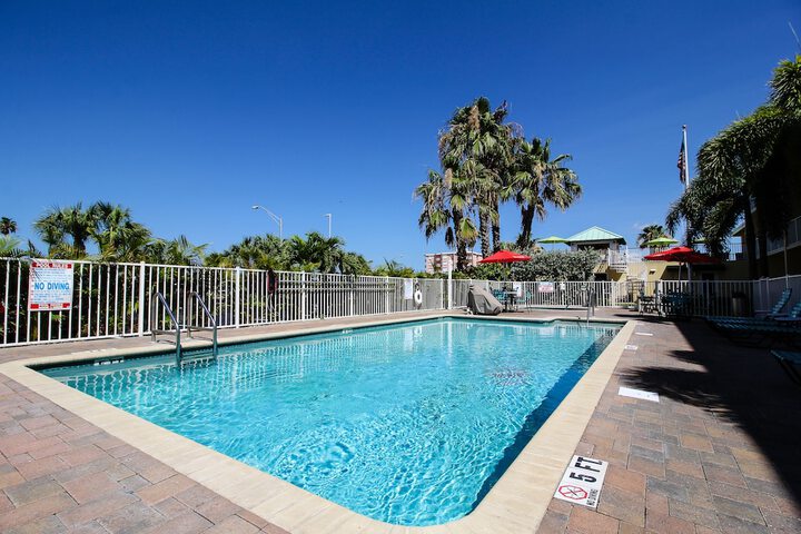 Pool 10 of 70
