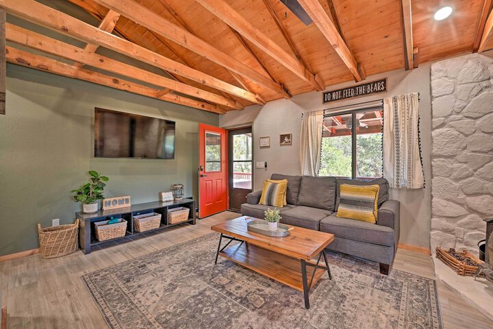 Cabin in Tonto National Forest: Deck & Views!