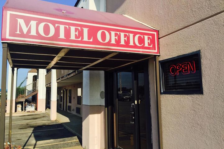 Hotel 5 of 32