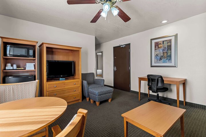 Room 20 of 40