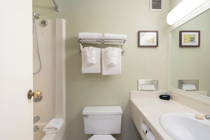 Fireside Inn & Suites West Lebanon