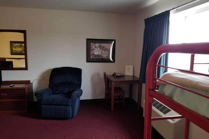 Room 171 of 232