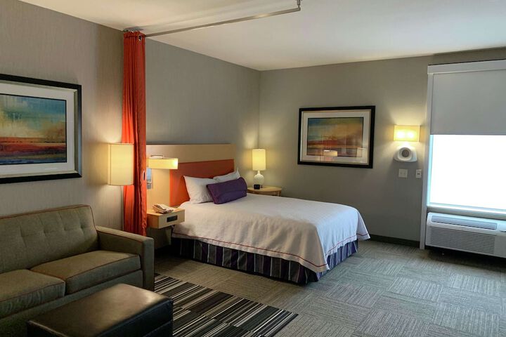 Room 14 of 39