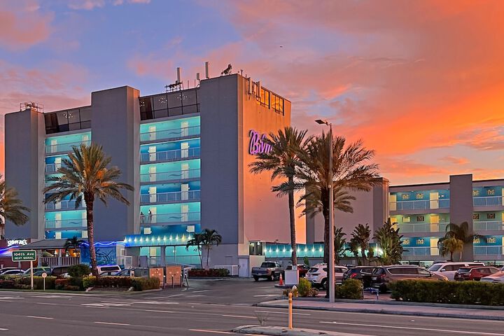 Hotel 4 of 120
